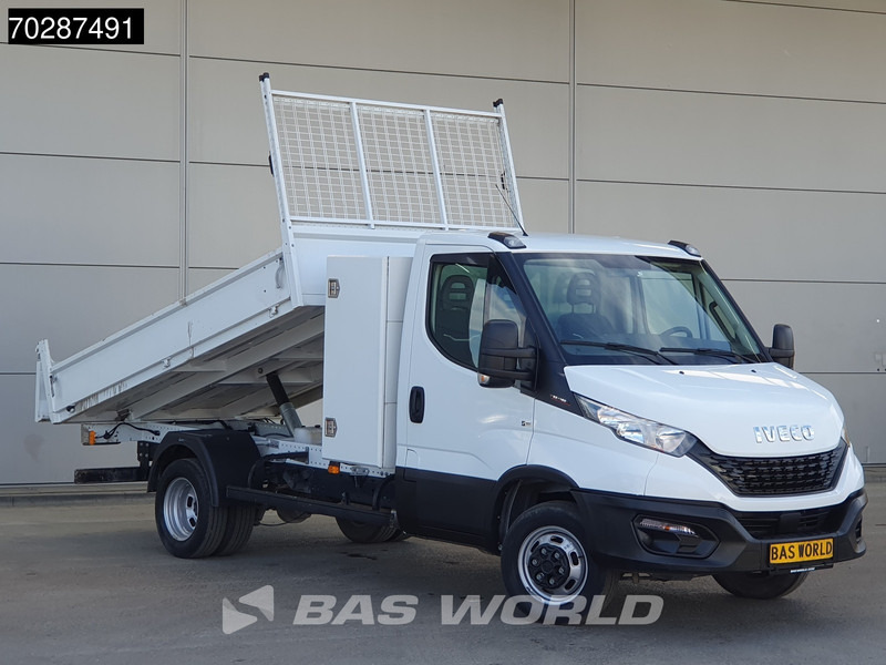 Iveco Daily 35C16 3.0L Kipper met Kist Dubbellucht 3,5t Trekhaak Navi Airco Cruise Camera Euro6 Tipper Benne Kieper 2m3 Airco Trekhaak Cruis - Véhicule utilitaire benne: photos 3 Iveco Daily 35C16 3.0L Kipper met Kist Dubbellucht 3,5t Trekhaak Navi Airco Cruise Camera Euro6 Tipper Benne Kieper 2m3 Airco Trekhaak Cruis - Véhicule utilitaire benne: photos 3