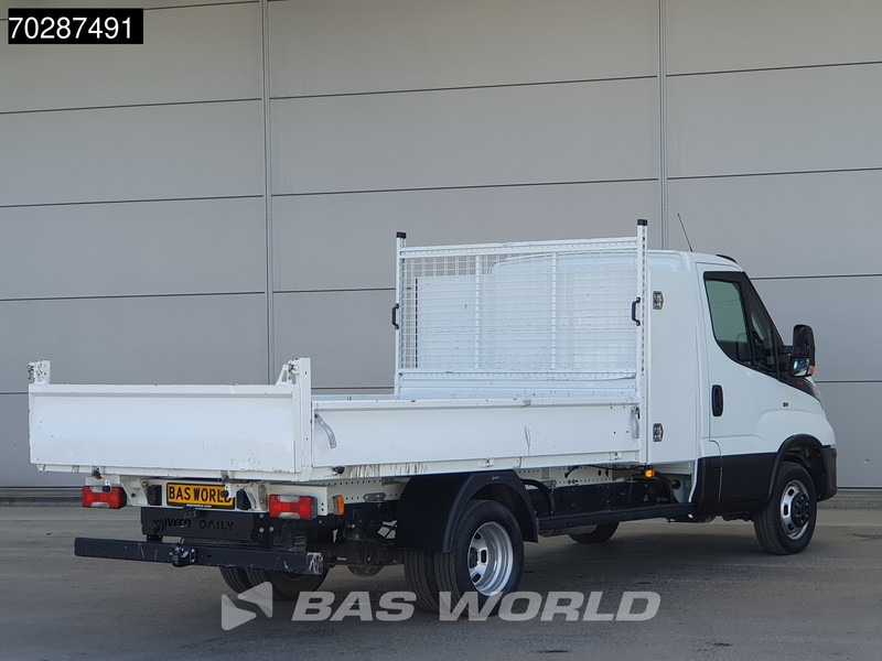Iveco Daily 35C16 3.0L Kipper met Kist Dubbellucht 3,5t Trekhaak Navi Airco Cruise Camera Euro6 Tipper Benne Kieper 2m3 Airco Trekhaak Cruis - Véhicule utilitaire benne: photos 5 Iveco Daily 35C16 3.0L Kipper met Kist Dubbellucht 3,5t Trekhaak Navi Airco Cruise Camera Euro6 Tipper Benne Kieper 2m3 Airco Trekhaak Cruis - Véhicule utilitaire benne: photos 5