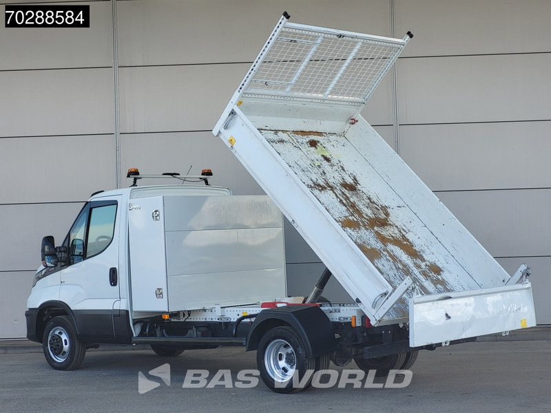 Iveco Daily 35C16 3.0L Kipper met Kist Dubbellucht 3,5t Trekhaak Navi Airco Cruise Camera Euro6 Tipper Benne Kieper 2m3 Airco Trekhaak Cruis - Véhicule utilitaire benne: photos 3 Iveco Daily 35C16 3.0L Kipper met Kist Dubbellucht 3,5t Trekhaak Navi Airco Cruise Camera Euro6 Tipper Benne Kieper 2m3 Airco Trekhaak Cruis - Véhicule utilitaire benne: photos 3