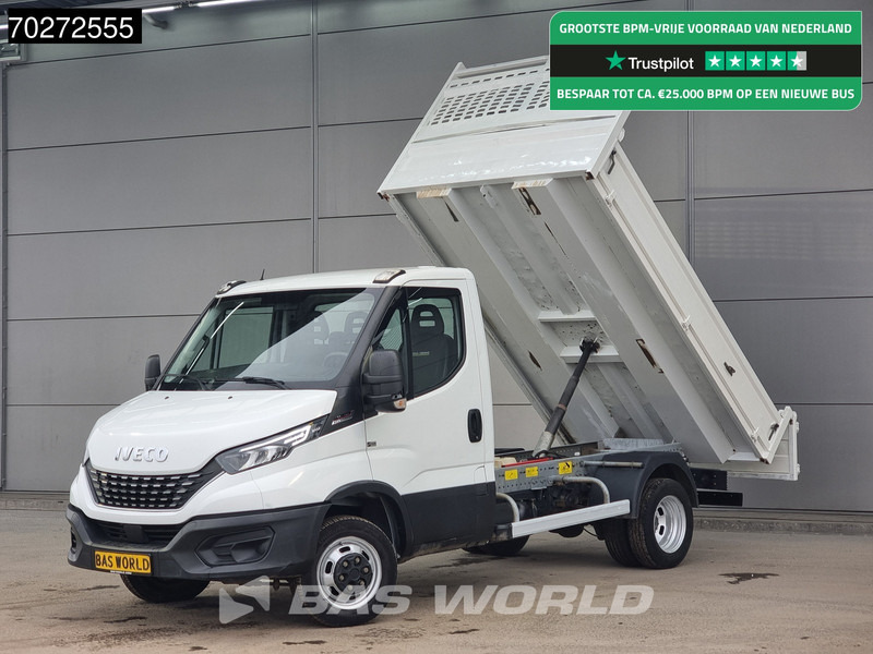 Iveco Daily 35C18 3.0L Automaat Kipper Dubbellucht 3.5t Trekhaak LED Airco Cruise Kieper Tipper 2m3 Airco Trekhaak Cruise control - Véhicule utilitaire benne: photos 1 Iveco Daily 35C18 3.0L Automaat Kipper Dubbellucht 3.5t Trekhaak LED Airco Cruise Kieper Tipper 2m3 Airco Trekhaak Cruise control - Véhicule utilitaire benne: photos 1