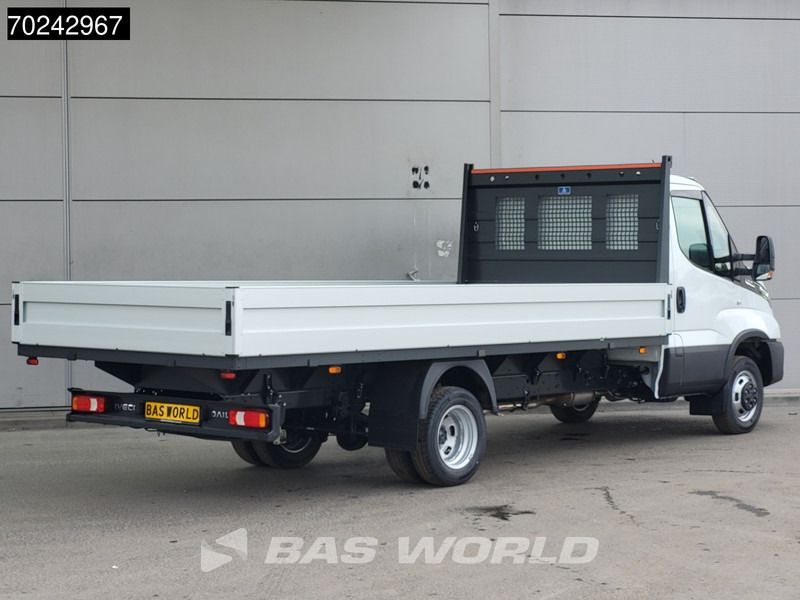 Iveco Daily 35C18 3.0L Automaat Nwe model 2025 Open laadbak Navi ACC LED 3,5T Trekvermogen Pritsche Pickup Airco - Fourgon plateau: photos 5 Iveco Daily 35C18 3.0L Automaat Nwe model 2025 Open laadbak Navi ACC LED 3,5T Trekvermogen Pritsche Pickup Airco - Fourgon plateau: photos 5