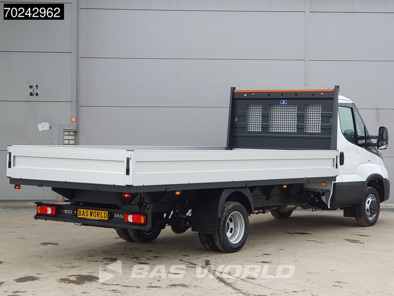 Iveco Daily 35C18 3.0L Automaat Nwe model 2025 Open laadbak Navi ACC LED 3,5T Trekvermogen Pritsche Pickup Airco - Fourgon plateau: photos 5 Iveco Daily 35C18 3.0L Automaat Nwe model 2025 Open laadbak Navi ACC LED 3,5T Trekvermogen Pritsche Pickup Airco - Fourgon plateau: photos 5