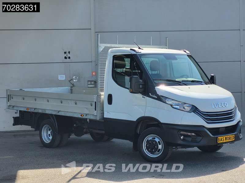 Iveco Daily 35C18 3.0L Open Laadbak Dubbellucht 3,5t Trekhaak Airco Cruise Camera Parkeersensoren Euro6 Meubelbak Koffer Airco Trekhaak Crui - Fourgon plateau: photos 3 Iveco Daily 35C18 3.0L Open Laadbak Dubbellucht 3,5t Trekhaak Airco Cruise Camera Parkeersensoren Euro6 Meubelbak Koffer Airco Trekhaak Crui - Fourgon plateau: photos 3