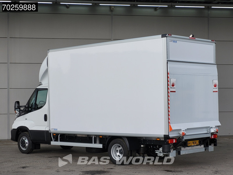 Iveco Daily 35C18 Laadklep Automaat Luchtvering Zijdeur Bakwagen Navi LED Airco Cruise Camera Lat om Lat Euro6 Meubelbak Koffer 22m3 Airco C - Fourgon: photos 2 Iveco Daily 35C18 Laadklep Automaat Luchtvering Zijdeur Bakwagen Navi LED Airco Cruise Camera Lat om Lat Euro6 Meubelbak Koffer 22m3 Airco C - Fourgon: photos 2