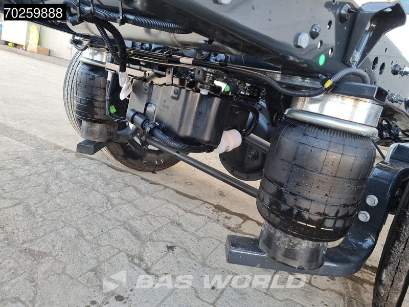 Iveco Daily 35C18 Laadklep Automaat Luchtvering Zijdeur Bakwagen Navi LED Airco Cruise Camera Lat om Lat Euro6 Meubelbak Koffer 22m3 Airco C - Fourgon: photos 5 Iveco Daily 35C18 Laadklep Automaat Luchtvering Zijdeur Bakwagen Navi LED Airco Cruise Camera Lat om Lat Euro6 Meubelbak Koffer 22m3 Airco C - Fourgon: photos 5