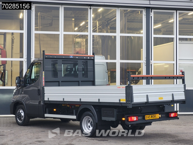 Iveco Daily 35C21 3.0L 210PK Automaat Open Laadbak 2025 model ACC Airco CarPlay Pritsche Pickup Open Box Airco - Fourgon plateau: photos 3 Iveco Daily 35C21 3.0L 210PK Automaat Open Laadbak 2025 model ACC Airco CarPlay Pritsche Pickup Open Box Airco - Fourgon plateau: photos 3