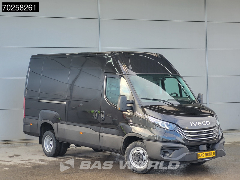 Iveco Daily 35C21 3.0L Automaat 210PK L2H2 2025-Model Dubbellucht 3,5t Trekvermogen ACC LED CarPlay Camera Parkeersensoren Euro6 L2 12m3 Air - Fourgon utilitaire: photos 2 Iveco Daily 35C21 3.0L Automaat 210PK L2H2 2025-Model Dubbellucht 3,5t Trekvermogen ACC LED CarPlay Camera Parkeersensoren Euro6 L2 12m3 Air - Fourgon utilitaire: photos 2