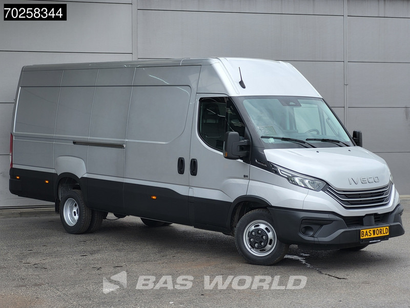 Iveco Daily 35C21 3.0L Automaat 210PK L3H2 2025-Model Dubbellucht 3,5t Trekvermogen ACC LED CarPlay Camera Parkeersensoren Velgen 16m3 Euro6 - Fourgon utilitaire: photos 3 Iveco Daily 35C21 3.0L Automaat 210PK L3H2 2025-Model Dubbellucht 3,5t Trekvermogen ACC LED CarPlay Camera Parkeersensoren Velgen 16m3 Euro6 - Fourgon utilitaire: photos 3
