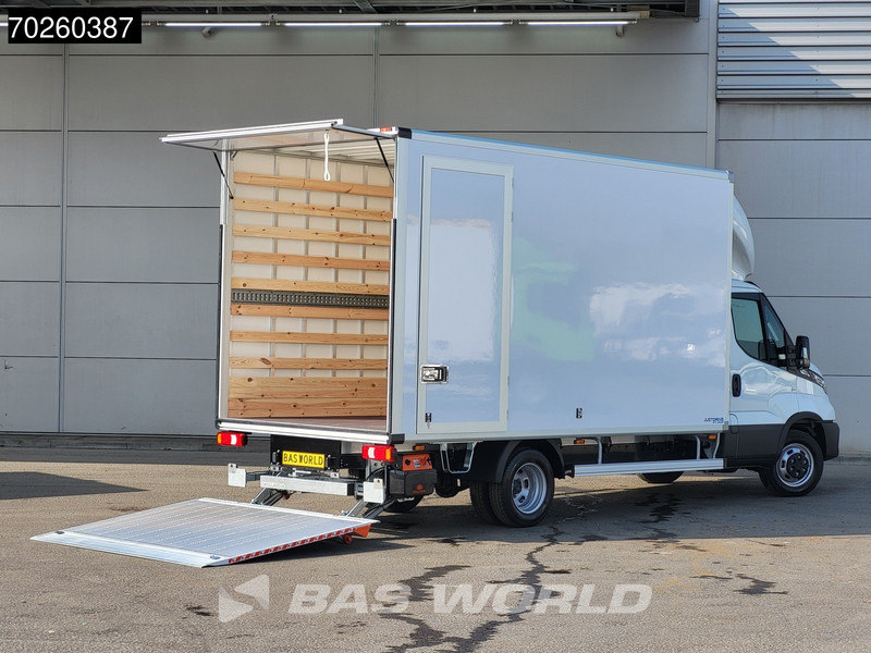 Iveco Daily 35C21 3.0L Automaat Laadklep Zijdeur Dubbellucht Bakwagen 2025-Model ACC LED CarPlay Lat om Lat D'Hollandia Euro6 Meubelbak Koff - Fourgon: photos 3 Iveco Daily 35C21 3.0L Automaat Laadklep Zijdeur Dubbellucht Bakwagen 2025-Model ACC LED CarPlay Lat om Lat D'Hollandia Euro6 Meubelbak Koff - Fourgon: photos 3
