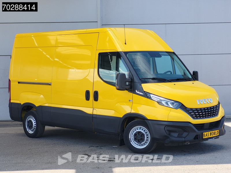 Iveco Daily 35S14 Automaat L2H2 ACC LED 3,5t Trekgewicht Airco Cruise Camera Werkplaatsinrichting Euro6 L2 11m3 Airco - Fourgon utilitaire: photos 5 Iveco Daily 35S14 Automaat L2H2 ACC LED 3,5t Trekgewicht Airco Cruise Camera Werkplaatsinrichting Euro6 L2 11m3 Airco - Fourgon utilitaire: photos 5