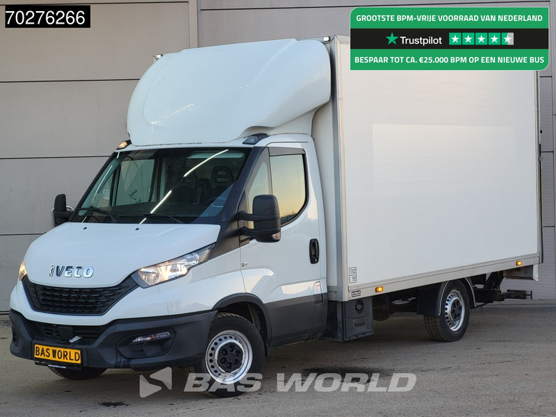 Iveco Daily 35S14 Automaat Laadklep Zijdeur Bakwagen 140PK Airco Cruise Camera Euro6 Meubelbak Koffer Airco Cruise control - Fourgon: photos 1 Iveco Daily 35S14 Automaat Laadklep Zijdeur Bakwagen 140PK Airco Cruise Camera Euro6 Meubelbak Koffer Airco Cruise control - Fourgon: photos 1