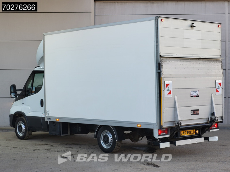 Iveco Daily 35S14 Automaat Laadklep Zijdeur Bakwagen 140PK Airco Cruise Camera Euro6 Meubelbak Koffer Airco Cruise control - Fourgon: photos 2 Iveco Daily 35S14 Automaat Laadklep Zijdeur Bakwagen 140PK Airco Cruise Camera Euro6 Meubelbak Koffer Airco Cruise control - Fourgon: photos 2