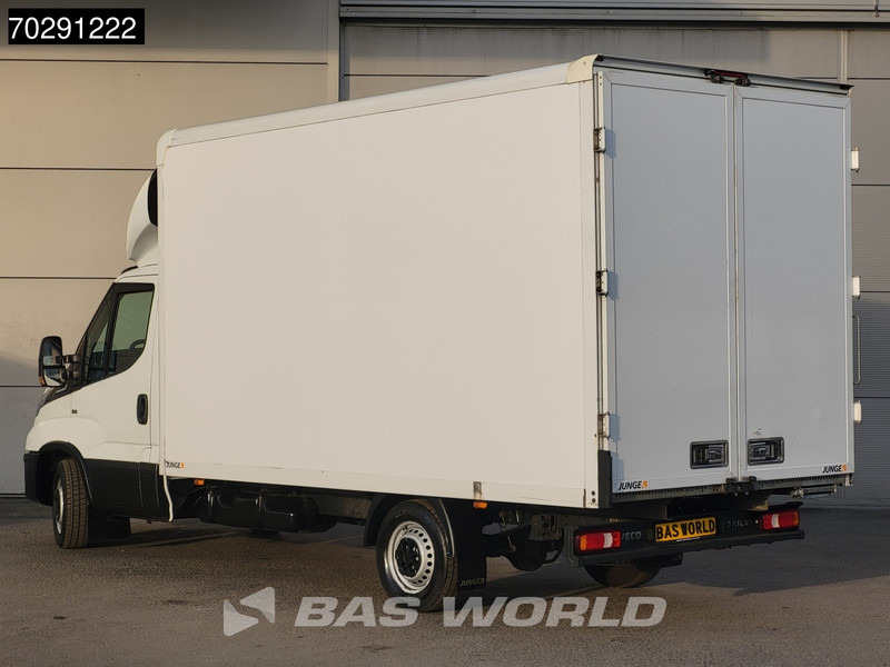 Iveco Daily 35S16 Automaat Bakwagen Achterdeuren 160PK Airco Camera Euro6 Meubelbak Koffer 21m3 Airco - Fourgon: photos 2 Iveco Daily 35S16 Automaat Bakwagen Achterdeuren 160PK Airco Camera Euro6 Meubelbak Koffer 21m3 Airco - Fourgon: photos 2