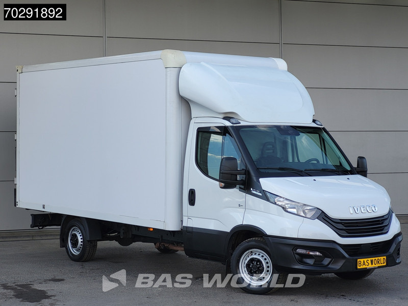 Iveco Daily 35S16 Automaat Bakwagen Achterdeuren 160PK Airco Camera Euro6 Meubelbak Koffer 21m3 Airco - Fourgon: photos 5 Iveco Daily 35S16 Automaat Bakwagen Achterdeuren 160PK Airco Camera Euro6 Meubelbak Koffer 21m3 Airco - Fourgon: photos 5