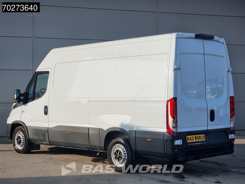 Iveco Daily 35S16 Automaat L2H2 3,5t Trekvermogen Airco Parkeersensoren L2 12m3 Airco - Fourgon utilitaire: photos 2 Iveco Daily 35S16 Automaat L2H2 3,5t Trekvermogen Airco Parkeersensoren L2 12m3 Airco - Fourgon utilitaire: photos 2