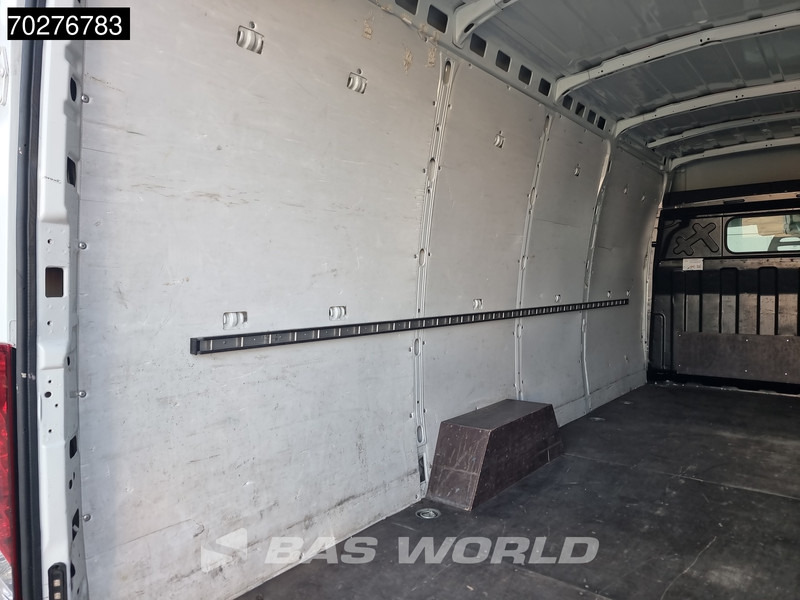 Iveco Daily 35S16 Automaat L3H2 Imperiaal Camera Airco 3,5t Trekgewicht Parkeersensoren L4H2 16m3 Airco - Fourgon utilitaire: photos 5 Iveco Daily 35S16 Automaat L3H2 Imperiaal Camera Airco 3,5t Trekgewicht Parkeersensoren L4H2 16m3 Airco - Fourgon utilitaire: photos 5