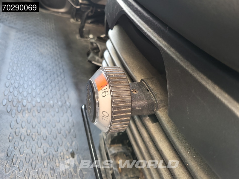 Fourgon utilitaire Iveco Daily 35S16 L2H2 3,5t Trekgewicht 160PK Navi LED Airco Camera Euro6 L2 11m3 Airco Cruise control: photos 18 Fourgon utilitaire Iveco Daily 35S16 L2H2 3,5t Trekgewicht 160PK Navi LED Airco Camera Euro6 L2 11m3 Airco Cruise control: photos 18