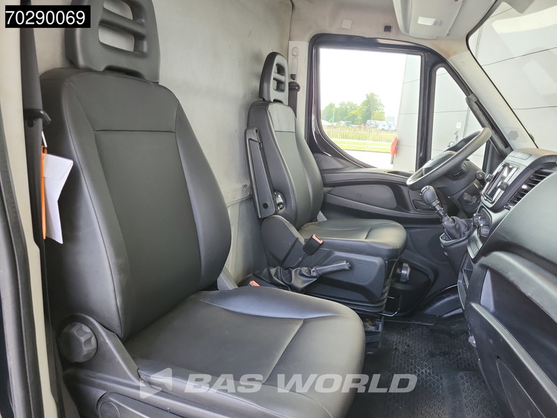 Fourgon utilitaire Iveco Daily 35S16 L2H2 3,5t Trekgewicht 160PK Navi LED Airco Camera Euro6 L2 11m3 Airco Cruise control: photos 12 Fourgon utilitaire Iveco Daily 35S16 L2H2 3,5t Trekgewicht 160PK Navi LED Airco Camera Euro6 L2 11m3 Airco Cruise control: photos 12