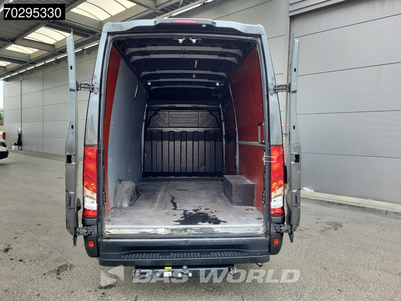 Iveco Daily 35S18 3.0L 180PK Automaat L2H2 LED ACC Navi 3.5t trekhaak Airco L2 12m3 Airco Trekhaak - Fourgon utilitaire: photos 3 Iveco Daily 35S18 3.0L 180PK Automaat L2H2 LED ACC Navi 3.5t trekhaak Airco L2 12m3 Airco Trekhaak - Fourgon utilitaire: photos 3