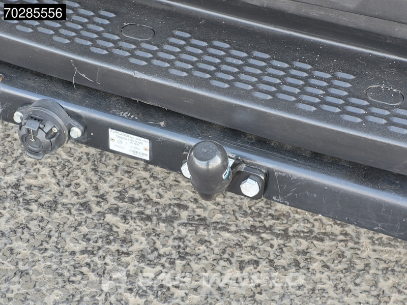 Fourgon utilitaire Iveco Daily 35S18 3.0L Automaat L2H2 3,5t Trekhaak LED Navi Airco Cruise Camera Euro6 L2 11m3 Airco Trekhaak Cruise control: photos 9