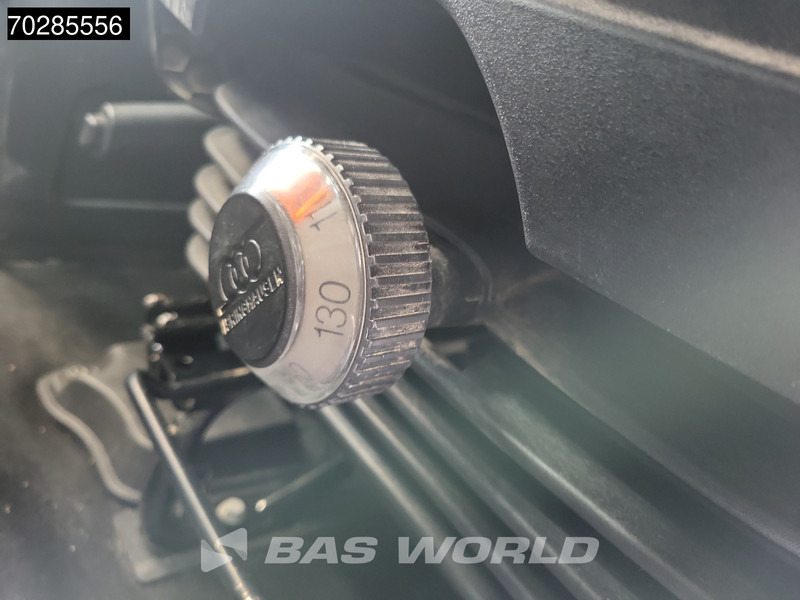 Fourgon utilitaire Iveco Daily 35S18 3.0L Automaat L2H2 3,5t Trekhaak LED Navi Airco Cruise Camera Euro6 L2 11m3 Airco Trekhaak Cruise control: photos 20
