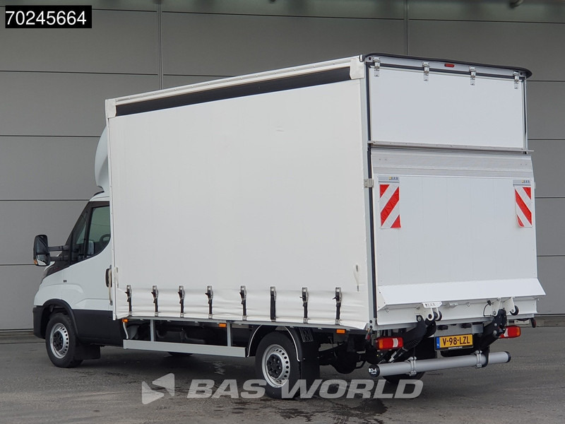 Iveco Daily 35S18 3.0L Laadklep 180PK Schuifzeilen Airco Cruise Bakwagen Euro6 Meubelbak Zeilenwagen Schuifzeil Plane 22m3 Airco Cruise cont - Véhicule utilitaire plateau baché: photos 2 Iveco Daily 35S18 3.0L Laadklep 180PK Schuifzeilen Airco Cruise Bakwagen Euro6 Meubelbak Zeilenwagen Schuifzeil Plane 22m3 Airco Cruise cont - Véhicule utilitaire plateau baché: photos 2