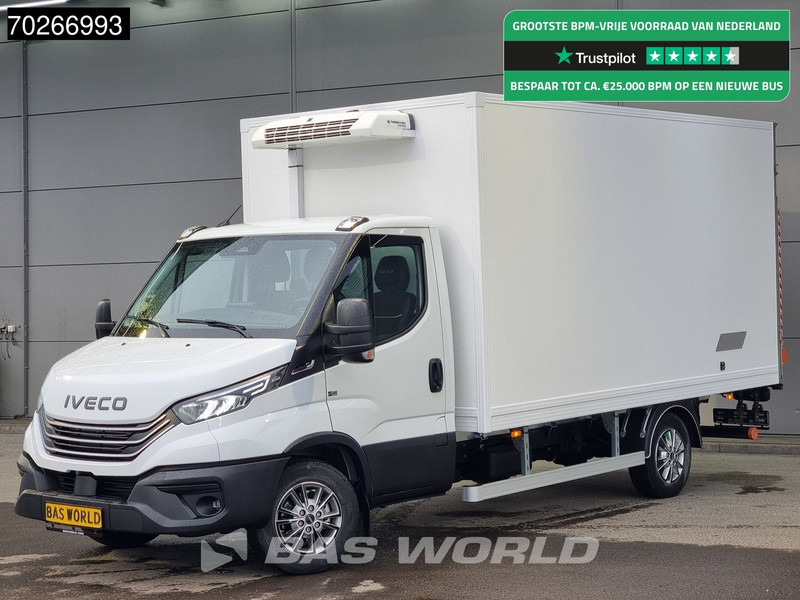 Iveco Daily 35S18 3.0L Laadklep Koelwagen Vriezer Thermoking V-200 MAX 220V stekker -18 LED Navi Airco ACC Koel Koeler Kühler Kühlwagen Kühl - Véhicule utilitaire frigorifique: photos 1 Iveco Daily 35S18 3.0L Laadklep Koelwagen Vriezer Thermoking V-200 MAX 220V stekker -18 LED Navi Airco ACC Koel Koeler Kühler Kühlwagen Kühl - Véhicule utilitaire frigorifique: photos 1