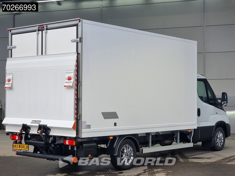 Iveco Daily 35S18 3.0L Laadklep Koelwagen Vriezer Thermoking V-200 MAX 220V stekker -18 LED Navi Airco ACC Koel Koeler Kühler Kühlwagen Kühl - Véhicule utilitaire frigorifique: photos 5 Iveco Daily 35S18 3.0L Laadklep Koelwagen Vriezer Thermoking V-200 MAX 220V stekker -18 LED Navi Airco ACC Koel Koeler Kühler Kühlwagen Kühl - Véhicule utilitaire frigorifique: photos 5