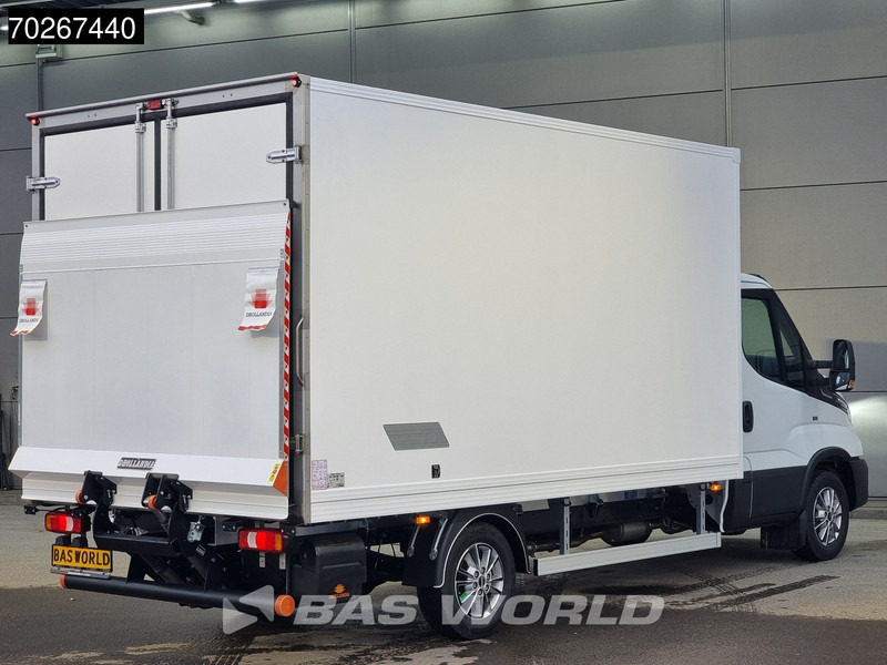 Iveco Daily 35S18 3.0L Laadklep Koelwagen Vriezer Thermoking V-200 MAX 220V stekker -18 LED Navi Airco ACC Koel Koeler Kühler Kühlwagen Kühl - Véhicule utilitaire frigorifique: photos 5 Iveco Daily 35S18 3.0L Laadklep Koelwagen Vriezer Thermoking V-200 MAX 220V stekker -18 LED Navi Airco ACC Koel Koeler Kühler Kühlwagen Kühl - Véhicule utilitaire frigorifique: photos 5