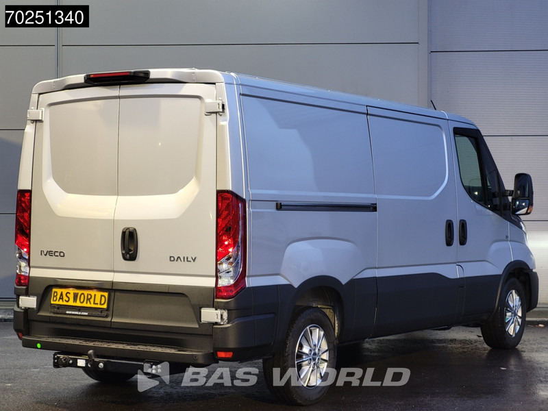Iveco Daily 35S21 210PK 3.0L Automaat Laag dak L2H1 2025model 3.5t Trekhaak LED Navi ACC Camera 8m3 Airco Trekhaak - Fourgon utilitaire: photos 2 Iveco Daily 35S21 210PK 3.0L Automaat Laag dak L2H1 2025model 3.5t Trekhaak LED Navi ACC Camera 8m3 Airco Trekhaak - Fourgon utilitaire: photos 2
