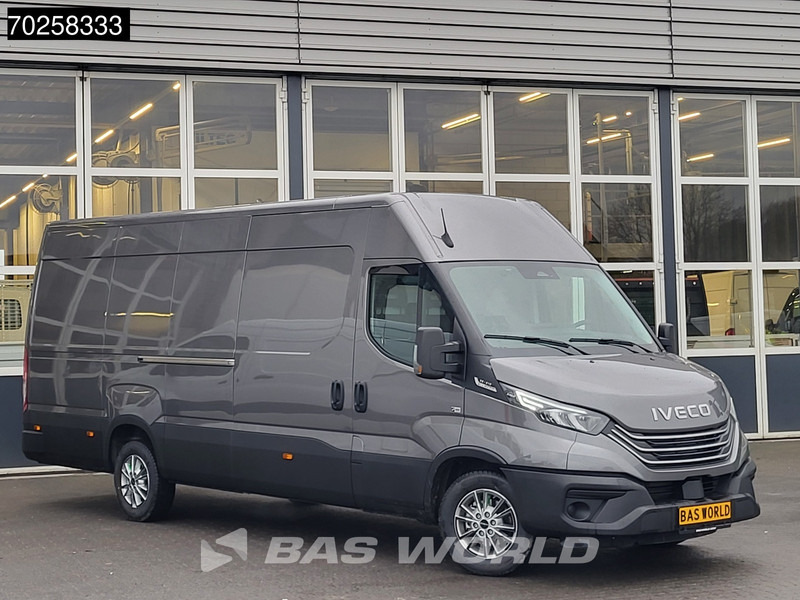 Iveco Daily 35S21 3.0L Automaat 210PK L3H2 2025-Model 3,5t Trekvermogen ACC LED CarPlay Camera Parkeersensoren Velgen 16m3 Euro6 L4H2 16m3 A - Fourgon utilitaire: photos 3 Iveco Daily 35S21 3.0L Automaat 210PK L3H2 2025-Model 3,5t Trekvermogen ACC LED CarPlay Camera Parkeersensoren Velgen 16m3 Euro6 L4H2 16m3 A - Fourgon utilitaire: photos 3