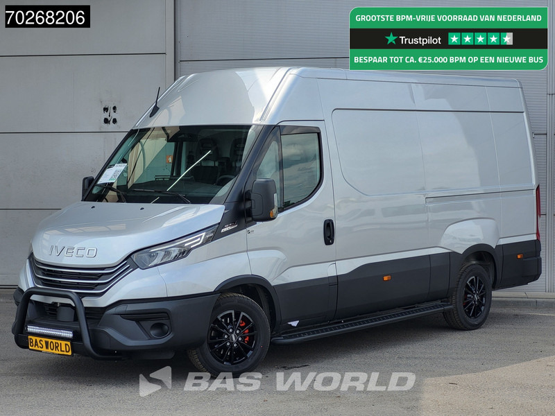 Iveco Daily 35S21 3.0L Automaat Black Edition L2H2 LED ACC Airco Camera 3,5t Trekgewicht Parkeersensoren L2 12m3 Airco - Fourgon utilitaire: photos 1 Iveco Daily 35S21 3.0L Automaat Black Edition L2H2 LED ACC Airco Camera 3,5t Trekgewicht Parkeersensoren L2 12m3 Airco - Fourgon utilitaire: photos 1