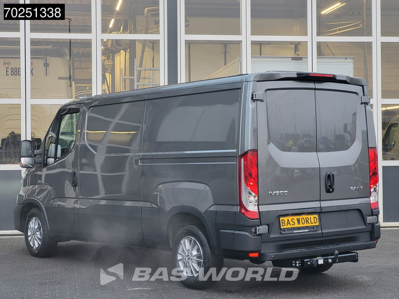 Iveco Daily 35S21 3.0L Automaat Laag dak L2H1 2025model LED Navi ACC Camera 9m3 Airco Trekhaak - Fourgon utilitaire: photos 2 Iveco Daily 35S21 3.0L Automaat Laag dak L2H1 2025model LED Navi ACC Camera 9m3 Airco Trekhaak - Fourgon utilitaire: photos 2
