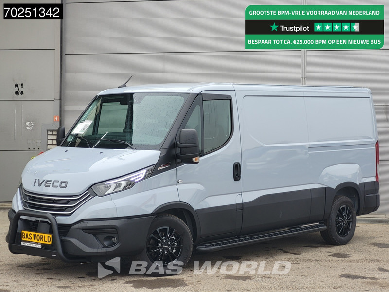 Iveco Daily 35S21 3.0L Automaat Laag dak L2H1 2025model Unieke kleur! LED Navi ACC Camera 8m3 Airco Trekhaak - Fourgon utilitaire: photos 1 Iveco Daily 35S21 3.0L Automaat Laag dak L2H1 2025model Unieke kleur! LED Navi ACC Camera 8m3 Airco Trekhaak - Fourgon utilitaire: photos 1