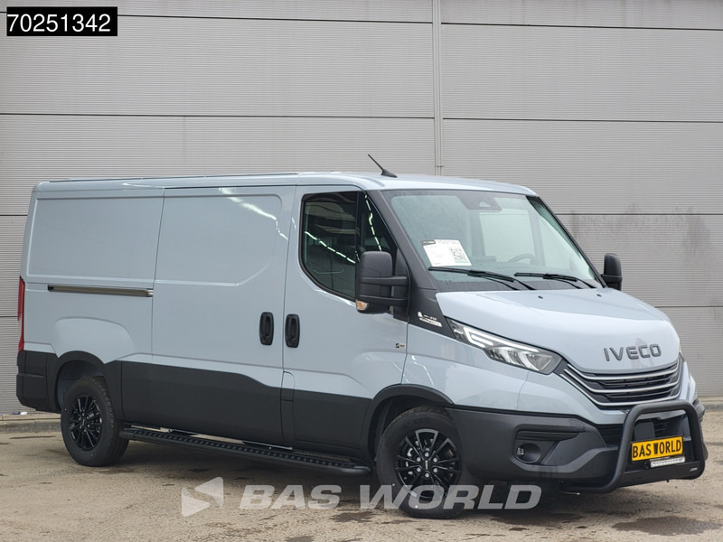 Iveco Daily 35S21 3.0L Automaat Laag dak L2H1 2025model Unieke kleur! LED Navi ACC Camera 8m3 Airco Trekhaak - Fourgon utilitaire: photos 2 Iveco Daily 35S21 3.0L Automaat Laag dak L2H1 2025model Unieke kleur! LED Navi ACC Camera 8m3 Airco Trekhaak - Fourgon utilitaire: photos 2