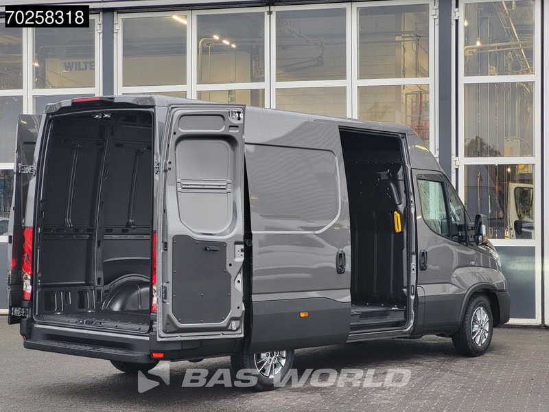 Iveco Daily 35S21 Automaat 2025 model L2H2 ACC LED CarPlay Velgen Camera 12m3 Airco - Fourgon utilitaire: photos 3 Iveco Daily 35S21 Automaat 2025 model L2H2 ACC LED CarPlay Velgen Camera 12m3 Airco - Fourgon utilitaire: photos 3