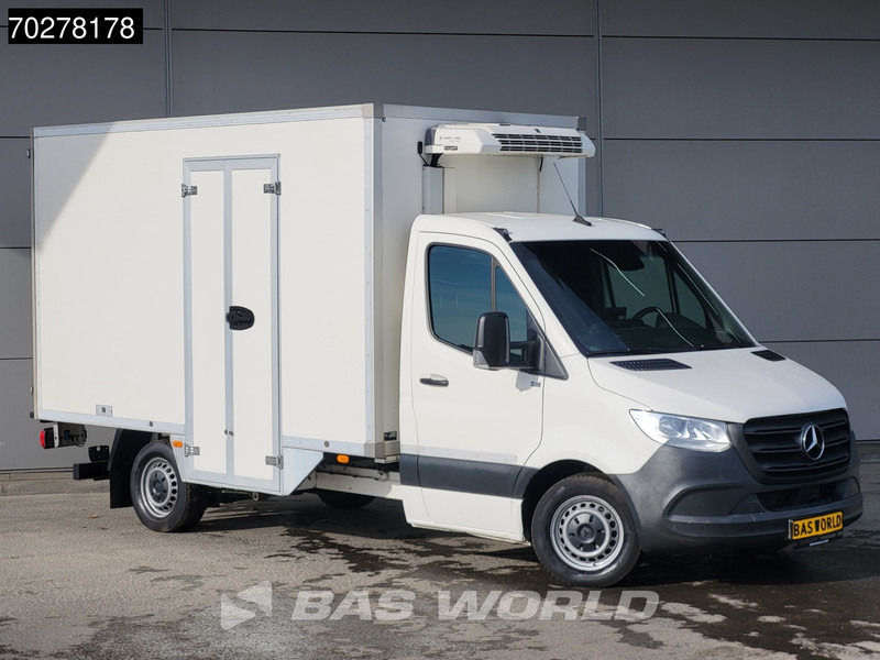 Mercedes-Benz Sprinter 314 CDI Automaat Bi Temp Koelwagen Thermo King V-300 Max Koeler Koel Vries Vriezer Kühlkasten Airco Cruise control - Véhicule utilitaire frigorifique: photos 3 Mercedes-Benz Sprinter 314 CDI Automaat Bi Temp Koelwagen Thermo King V-300 Max Koeler Koel Vries Vriezer Kühlkasten Airco Cruise control - Véhicule utilitaire frigorifique: photos 3