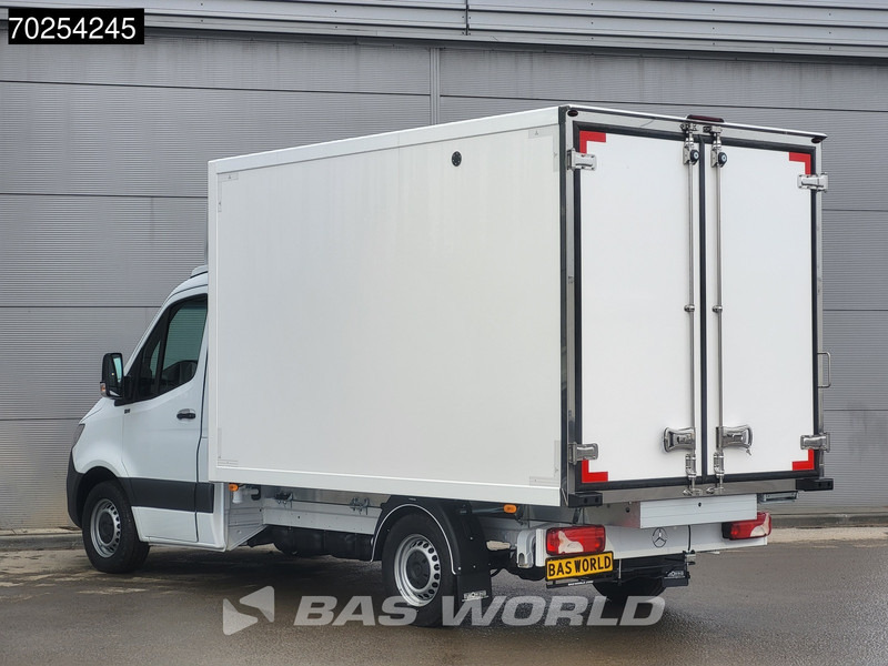 Mercedes-Benz Sprinter 315 CDI Automaat Koelwagen Thermo King V-300max 230V stekker Bakwagen Koel Kühlwagen Airco - Véhicule utilitaire frigorifique: photos 2 Mercedes-Benz Sprinter 315 CDI Automaat Koelwagen Thermo King V-300max 230V stekker Bakwagen Koel Kühlwagen Airco - Véhicule utilitaire frigorifique: photos 2