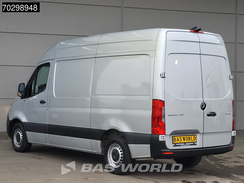 Mercedes-Benz Sprinter 315 CDI Automaat L2H2 150PK Airco Camera Parkeersensoren MBUX CarPlay Euro6 L2 12m3 Airco - Fourgonnette: photos 2 Mercedes-Benz Sprinter 315 CDI Automaat L2H2 150PK Airco Camera Parkeersensoren MBUX CarPlay Euro6 L2 12m3 Airco - Fourgonnette: photos 2