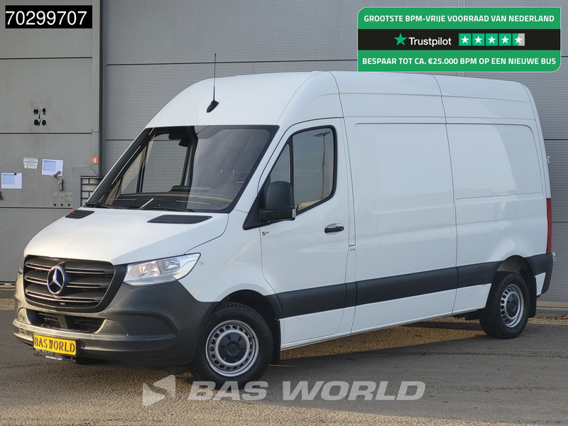Mercedes-Benz Sprinter 315 CDI Automaat L2H2 Trekhaak ACC Airco Camera Parkeersensoren MBUX CarPlay Euro6 L2 Airco Trekhaak - Fourgon utilitaire: photos 1 Mercedes-Benz Sprinter 315 CDI Automaat L2H2 Trekhaak ACC Airco Camera Parkeersensoren MBUX CarPlay Euro6 L2 Airco Trekhaak - Fourgon utilitaire: photos 1