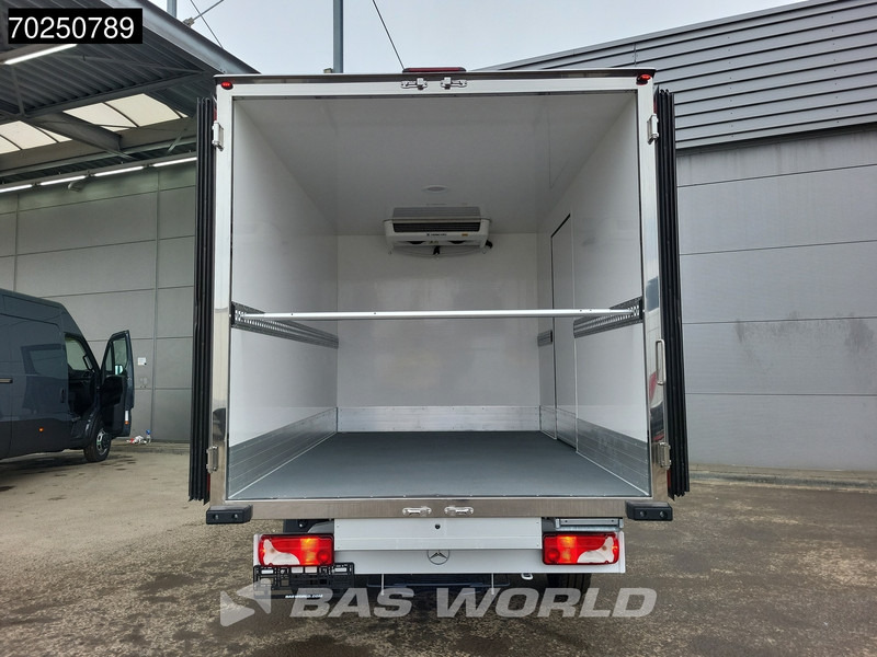 Mercedes-Benz Sprinter 315 CDI Koelwagen 2025model Thermo King V-300max 230V stekker Bakwagen Koel Kühlwagen 13m3 Airco Cruise control - Véhicule utilitaire frigorifique: photos 3 Mercedes-Benz Sprinter 315 CDI Koelwagen 2025model Thermo King V-300max 230V stekker Bakwagen Koel Kühlwagen 13m3 Airco Cruise control - Véhicule utilitaire frigorifique: photos 3