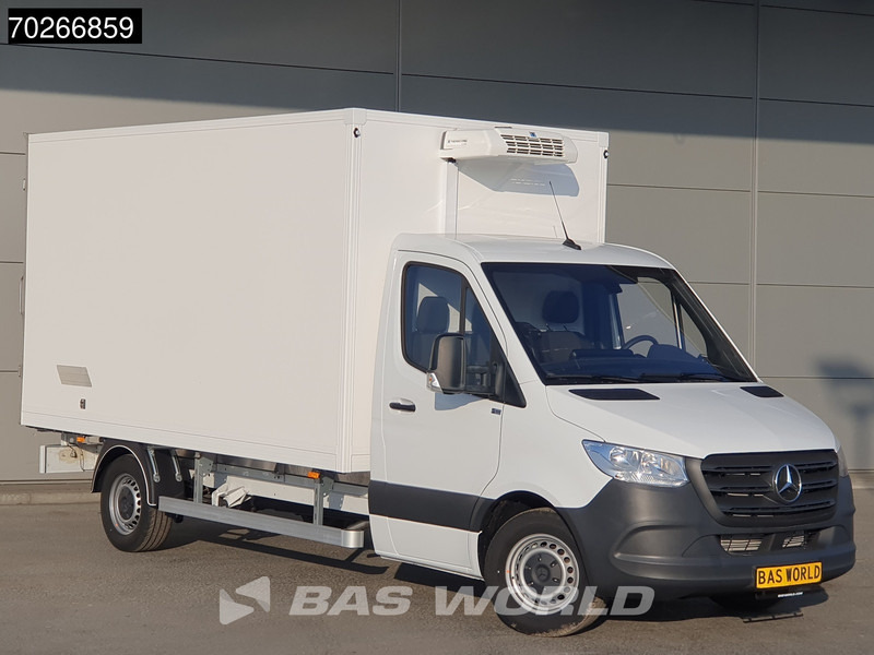 Mercedes-Benz Sprinter 315 CDI Koelwagen Achterdeuren Thermo King C-250 Airco Carplay MBUX Koel Koeler Kühl Kühler Kühlwagen Kühlkoffer 17m3 Airco - Véhicule utilitaire frigorifique: photos 5 Mercedes-Benz Sprinter 315 CDI Koelwagen Achterdeuren Thermo King C-250 Airco Carplay MBUX Koel Koeler Kühl Kühler Kühlwagen Kühlkoffer 17m3 Airco - Véhicule utilitaire frigorifique: photos 5