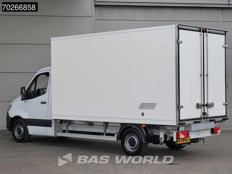 Mercedes-Benz Sprinter 315 CDI Koelwagen Achterdeuren Thermo King C-250 Airco MBUX Koel Koeler Kühl Kühler Kühlwagen Kühlkoffer 17m3 Airco - Véhicule utilitaire frigorifique: photos 2 Mercedes-Benz Sprinter 315 CDI Koelwagen Achterdeuren Thermo King C-250 Airco MBUX Koel Koeler Kühl Kühler Kühlwagen Kühlkoffer 17m3 Airco - Véhicule utilitaire frigorifique: photos 2