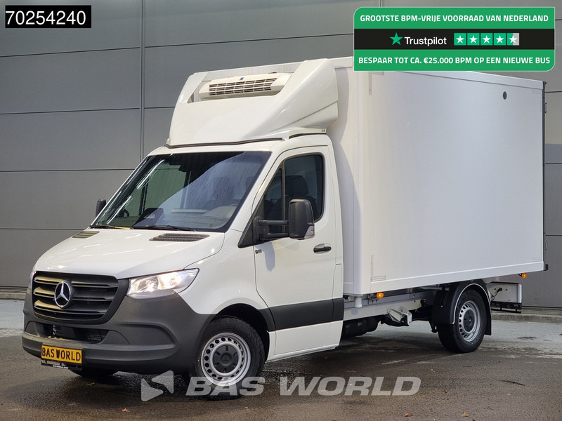 Mercedes-Benz Sprinter 315 CDI Koelwagen Thermo King V-300max 230V stekker Bakwagen Koel Kühlwagen 13m3 Airco Cruise control - Véhicule utilitaire frigorifique: photos 1 Mercedes-Benz Sprinter 315 CDI Koelwagen Thermo King V-300max 230V stekker Bakwagen Koel Kühlwagen 13m3 Airco Cruise control - Véhicule utilitaire frigorifique: photos 1