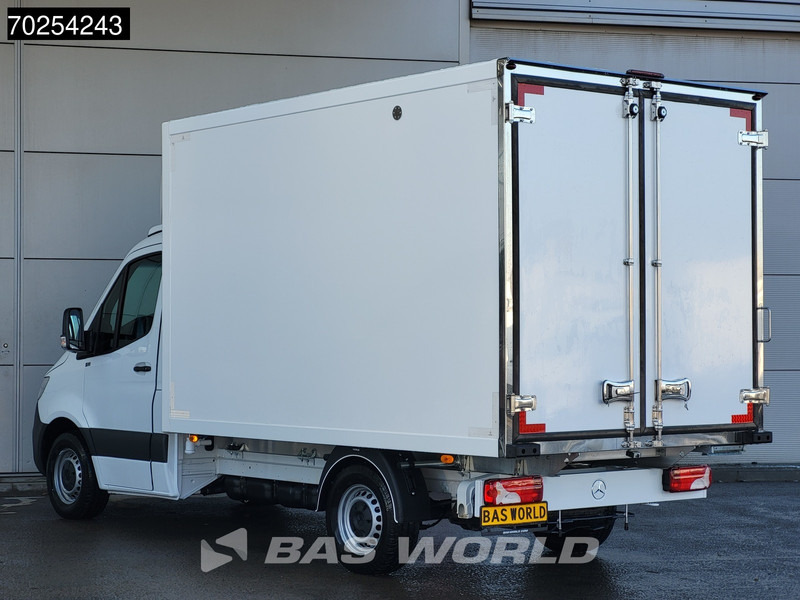 Mercedes-Benz Sprinter 315 CDI Koelwagen Thermo King V-300max 230V stekker Bakwagen Koel Kühlwagen 13m3 Airco Cruise control - Véhicule utilitaire frigorifique: photos 2 Mercedes-Benz Sprinter 315 CDI Koelwagen Thermo King V-300max 230V stekker Bakwagen Koel Kühlwagen 13m3 Airco Cruise control - Véhicule utilitaire frigorifique: photos 2