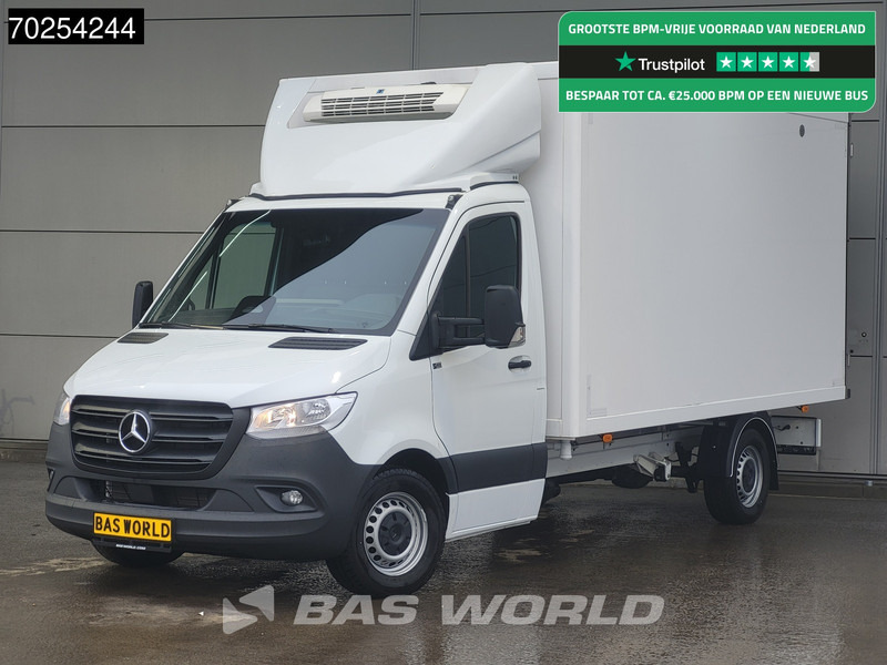 Mercedes-Benz Sprinter 315 CDI Koelwagen Thermo King V-300max 230V stekker Bakwagen Koel Kühlwagen 16m3 Airco Cruise control - Véhicule utilitaire frigorifique: photos 1 Mercedes-Benz Sprinter 315 CDI Koelwagen Thermo King V-300max 230V stekker Bakwagen Koel Kühlwagen 16m3 Airco Cruise control - Véhicule utilitaire frigorifique: photos 1