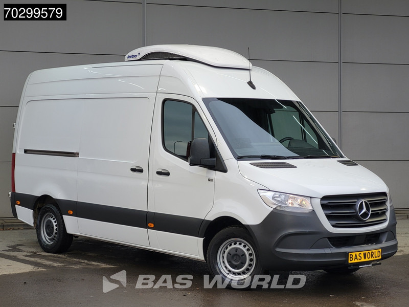 Mercedes-Benz Sprinter 316 CDI Koelwagen Kerstner 230v Stekker 160PK L2H2 Airco Camera Euro6 L2 Koel Koeler Kühl Kühler Kühlwagen Euro6 Airco - Véhicule utilitaire frigorifique: photos 3 Mercedes-Benz Sprinter 316 CDI Koelwagen Kerstner 230v Stekker 160PK L2H2 Airco Camera Euro6 L2 Koel Koeler Kühl Kühler Kühlwagen Euro6 Airco - Véhicule utilitaire frigorifique: photos 3