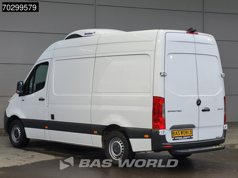 Mercedes-Benz Sprinter 316 CDI Koelwagen Kerstner 230v Stekker 160PK L2H2 Airco Camera Euro6 L2 Koel Koeler Kühl Kühler Kühlwagen Euro6 Airco - Véhicule utilitaire frigorifique: photos 2 Mercedes-Benz Sprinter 316 CDI Koelwagen Kerstner 230v Stekker 160PK L2H2 Airco Camera Euro6 L2 Koel Koeler Kühl Kühler Kühlwagen Euro6 Airco - Véhicule utilitaire frigorifique: photos 2