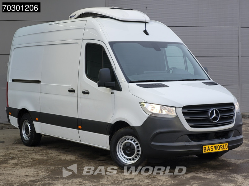 Mercedes-Benz Sprinter 316 CDI Koelwagen Kerstner L2H2 230v Stekker L2H2 Airco Camera Euro6 L2 Koel Koeler Kühl Kühler Kühlkastenwagen Kühlwagen Airco - Véhicule utilitaire frigorifique: photos 5 Mercedes-Benz Sprinter 316 CDI Koelwagen Kerstner L2H2 230v Stekker L2H2 Airco Camera Euro6 L2 Koel Koeler Kühl Kühler Kühlkastenwagen Kühlwagen Airco - Véhicule utilitaire frigorifique: photos 5