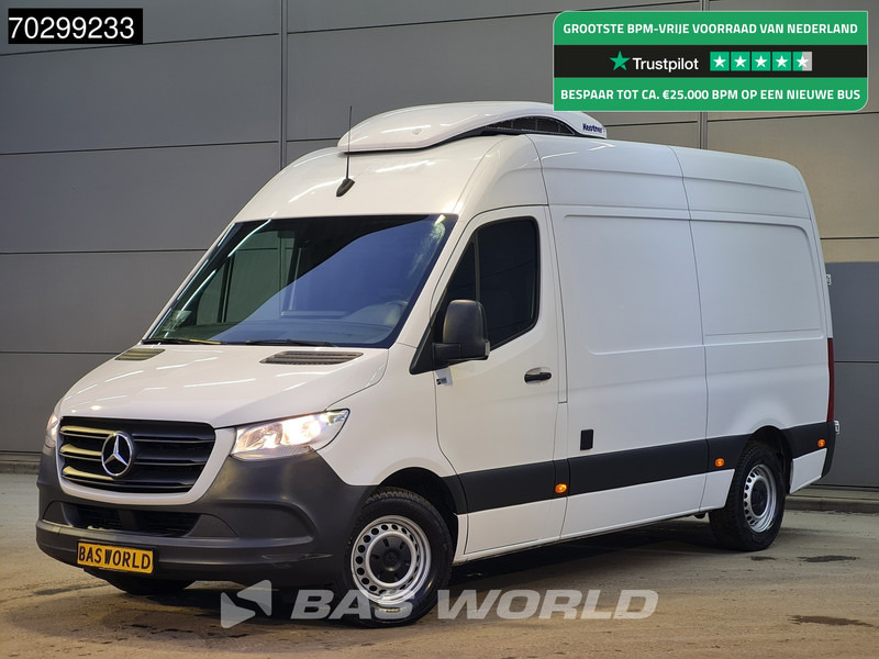Mercedes-Benz Sprinter 316 CDI Koelwagen Kerstner L2H2 230v Stekker L2H2 Airco Camera Euro6 L2 Koel Koeler Kühl Kühler Kühlkastenwagen Kühlwagen Airco - Véhicule utilitaire frigorifique: photos 1 Mercedes-Benz Sprinter 316 CDI Koelwagen Kerstner L2H2 230v Stekker L2H2 Airco Camera Euro6 L2 Koel Koeler Kühl Kühler Kühlkastenwagen Kühlwagen Airco - Véhicule utilitaire frigorifique: photos 1